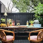 Mr. Nomad: Artistic Abode In Uptown