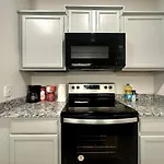 Cozy Rustic Condo W Pool ,Patio, Mailbox