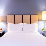 Sonesta Simply Suites Dallas Galleria