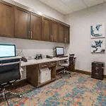 Hampton Inn & Suites Dallas-Central Expy/North Park Area