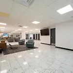 Contemporary 2Br I Gym I Parking I Workspace