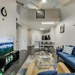 Loft Style 2Br Apt I Dallas City Center I Pool I Gym I Workspace I Pets