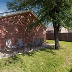 Lone Star Hideaway