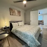 Dt Dallas L Chic Cityscape L 1Bed Abode