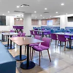 Fairfield Inn & Suites By Marriott Dallas Downtown