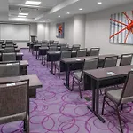 Fairfield Inn & Suites By Marriott Dallas Downtown