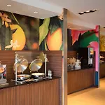 Fairfield Inn & Suites Dallas West / I-30