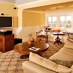 The Corinthian Bed And Breakfast