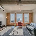 Regal Stays Corporate Apartments - Downtown Dallas