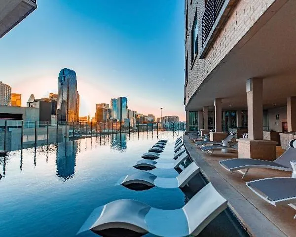Luxury High-Rise Condo Downtown Dallas