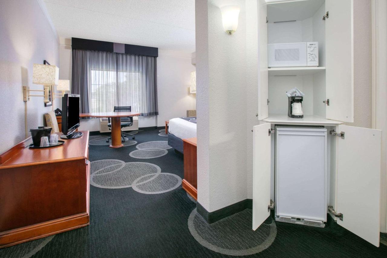 La Quinta By Wyndham North Hotel