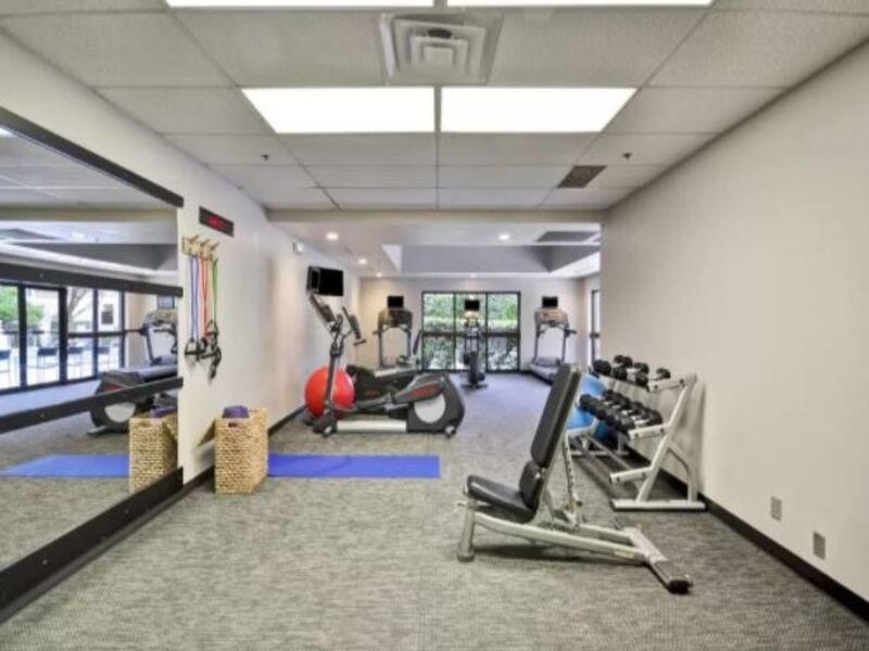 Courtyard Medical Market Center Hotel 3*