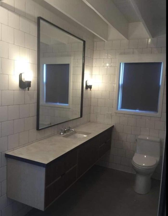 Bishop Arts Apartment *