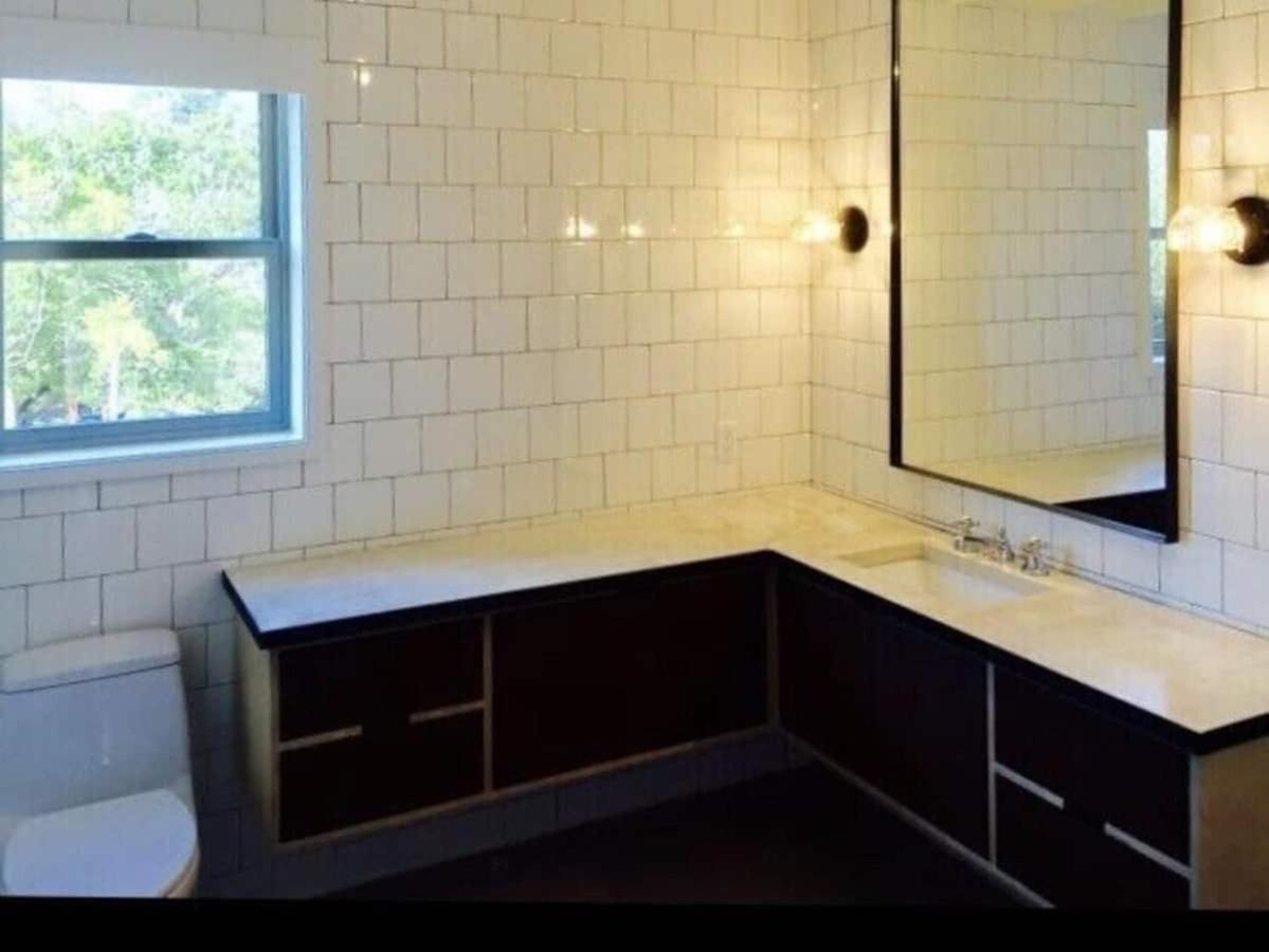 Bishop Arts Apartment