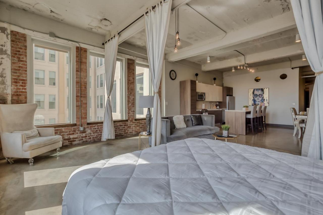 Apartment Luxury Downtown By Amyfinehouse