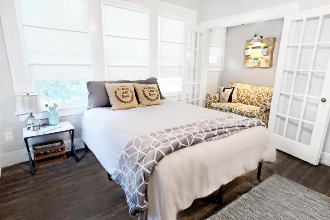 Apartment Urban Convenience Flat Dallas