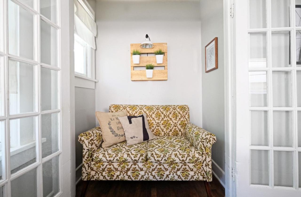 Apartment Urban Convenience Flat Dallas