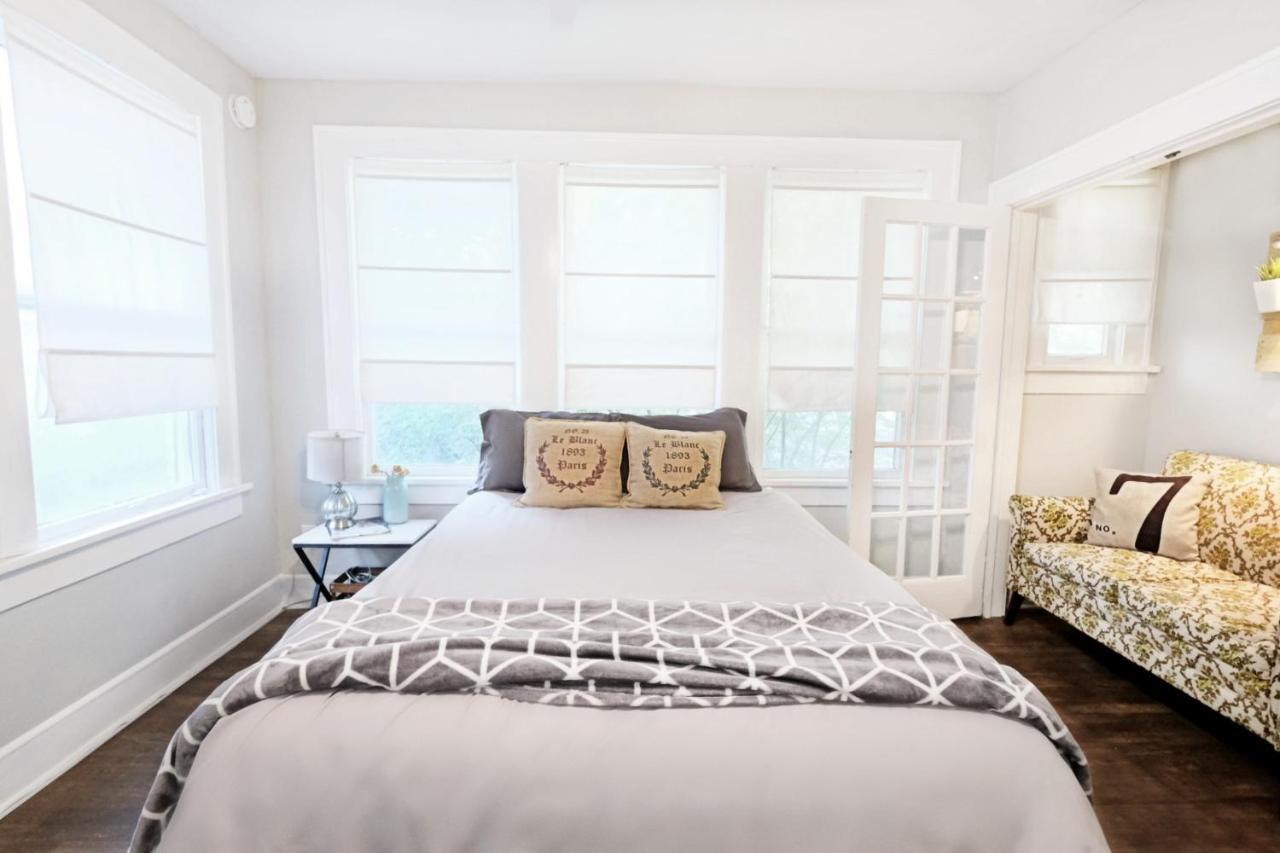 Urban Convenience Flat Apartment Dallas