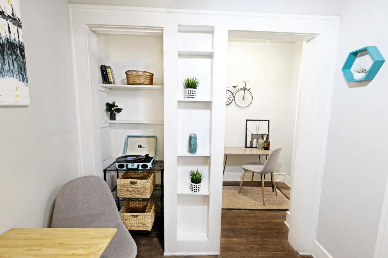 Urban Convenience Flat * Dallas