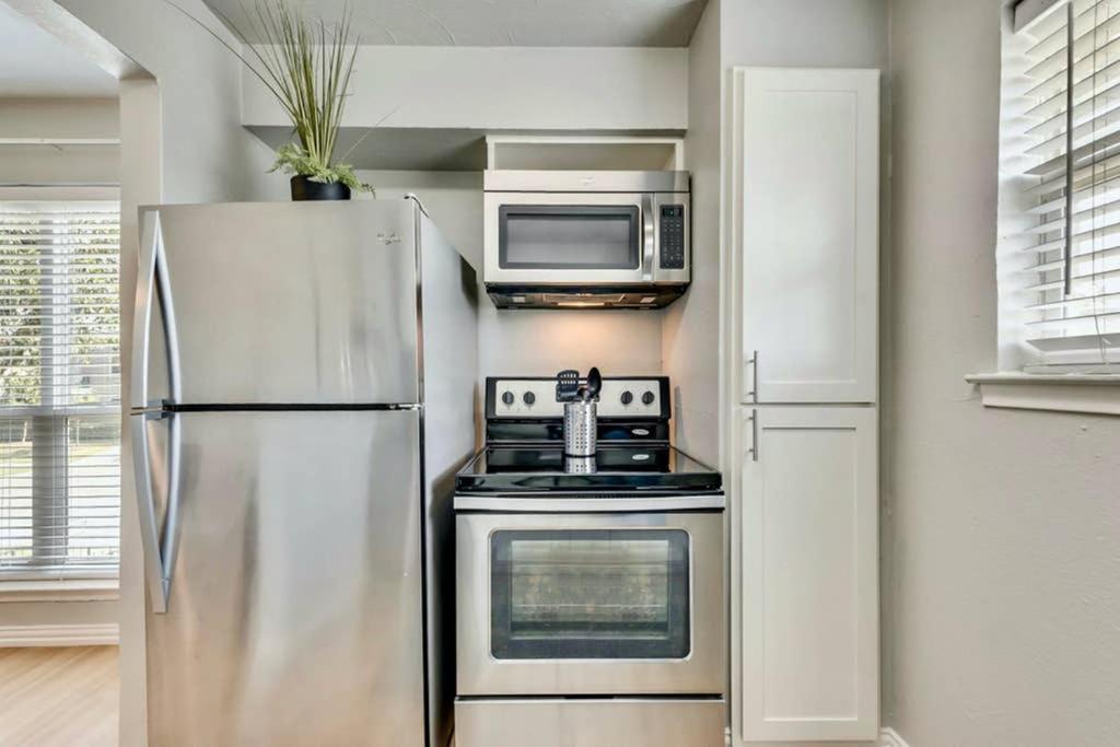 The Swank • Close To Downtown Apartamento *