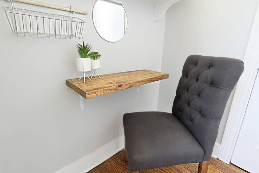 Native, Lower-greenville Ave Area Apartment