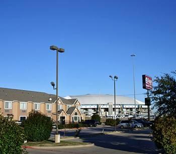 Budget And Texas Stadium