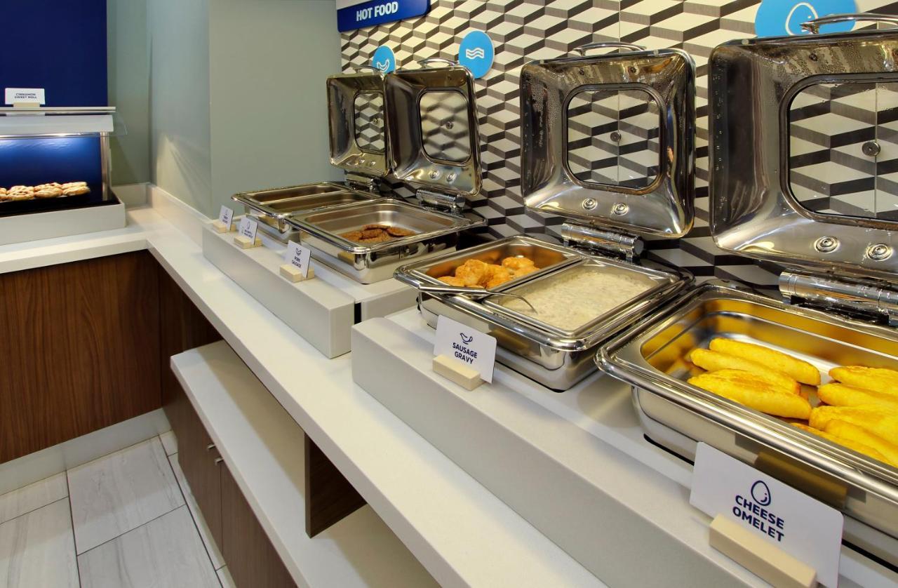 Express & - Market Center By Ihg Hotel 3*