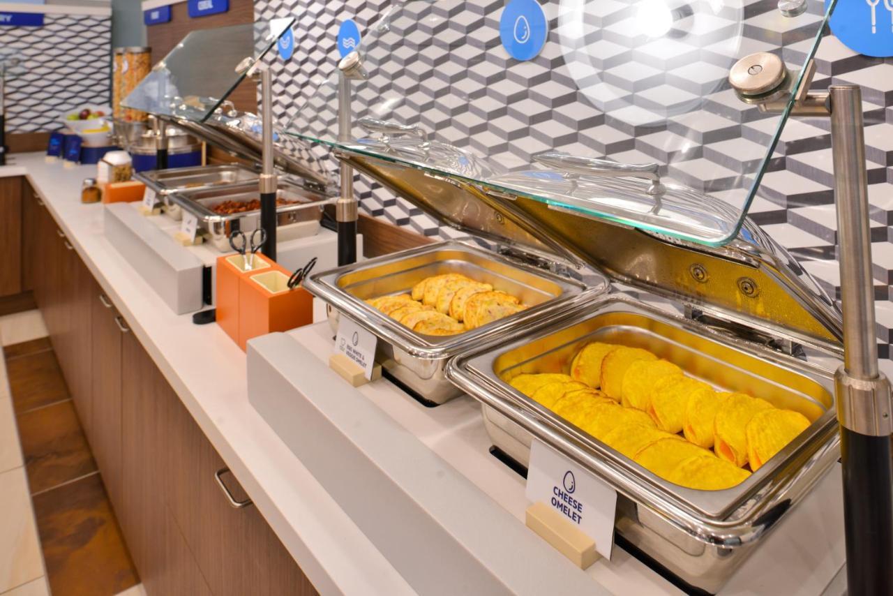 Express & - Market Center By Ihg