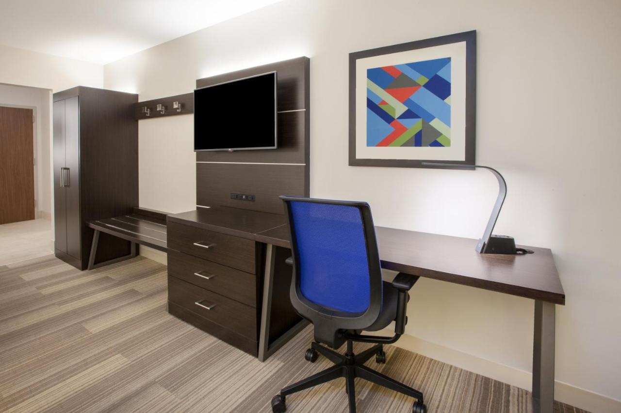 Express & - Market Center By Ihg Hotel 3*
