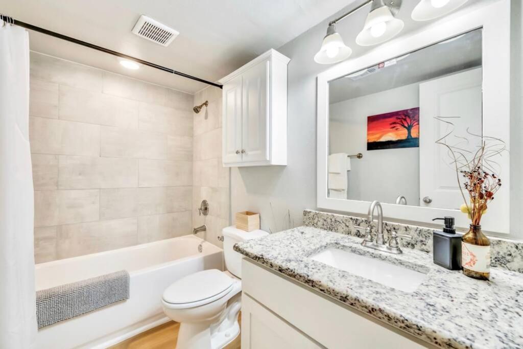 Urban Relaxation 2 Bedroom Dallas