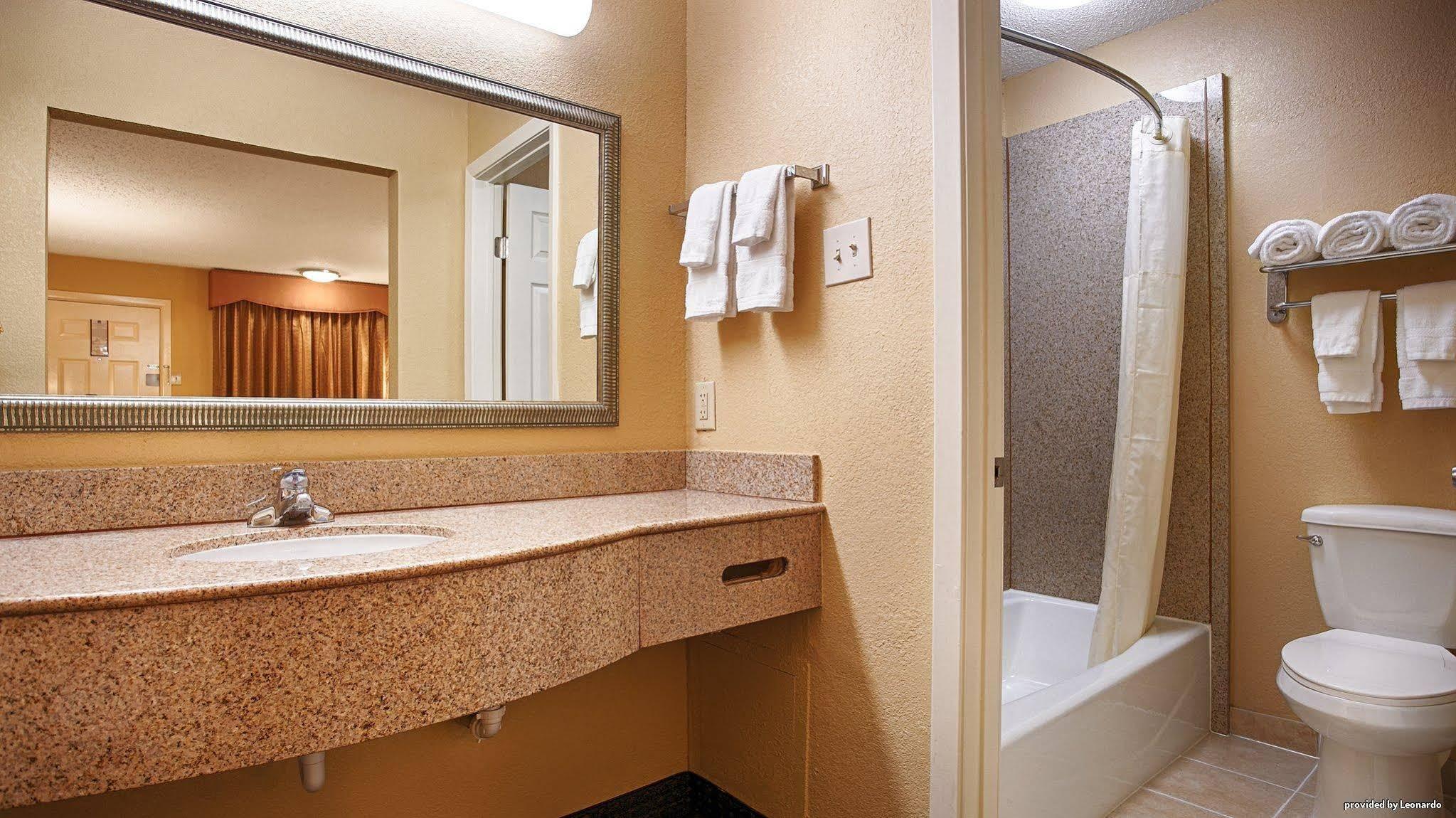Hotel Quality & Dallas-cityplace Dallas