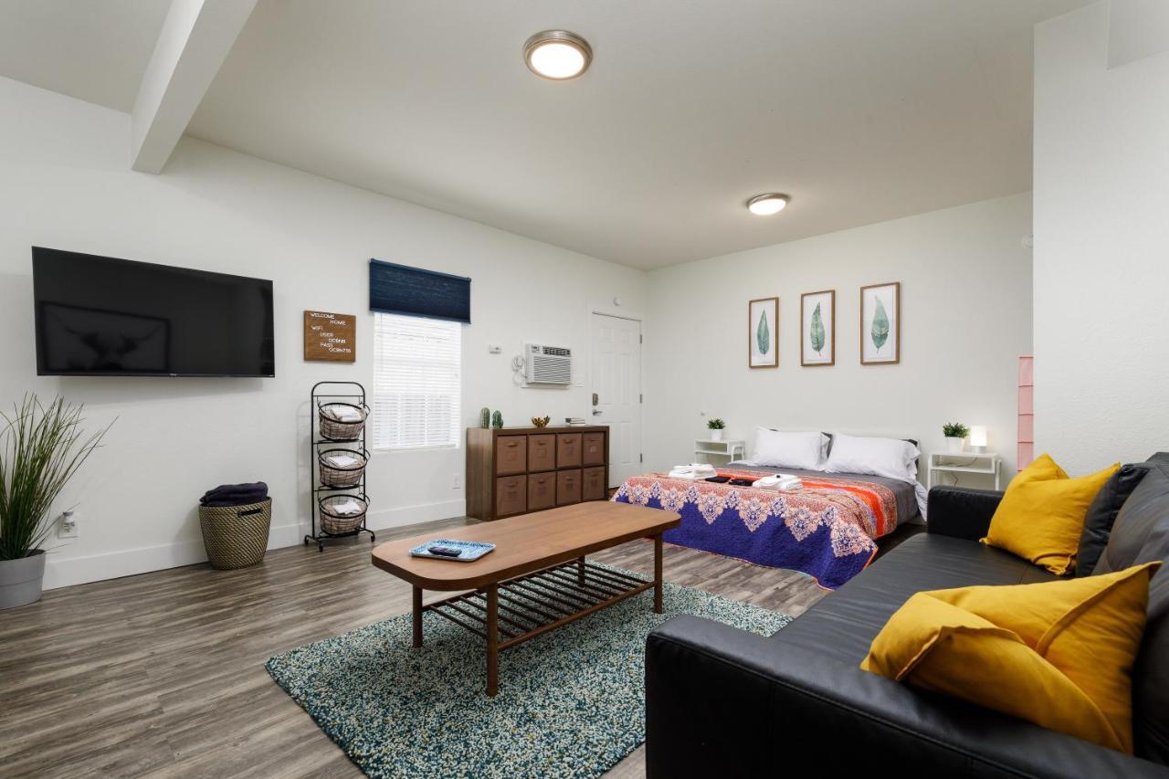 Apartment 735 W 10Th St Dallas