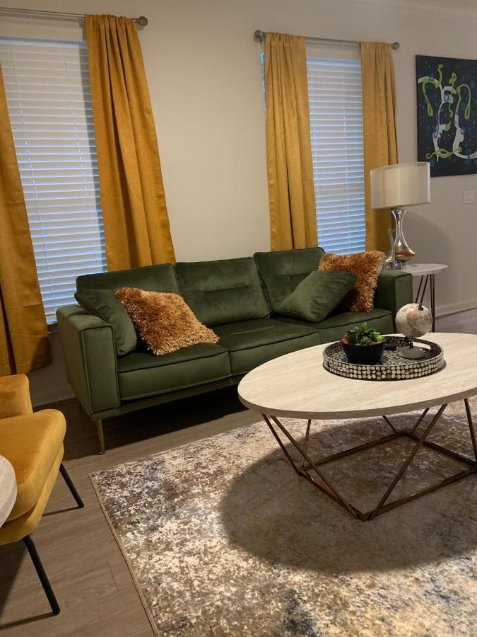 The Heart Of Dallas, Deep Ellum Apartment