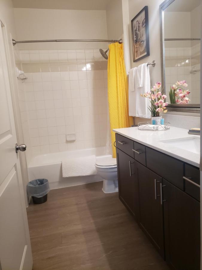 The Heart Of Dallas, Deep Ellum Apartment