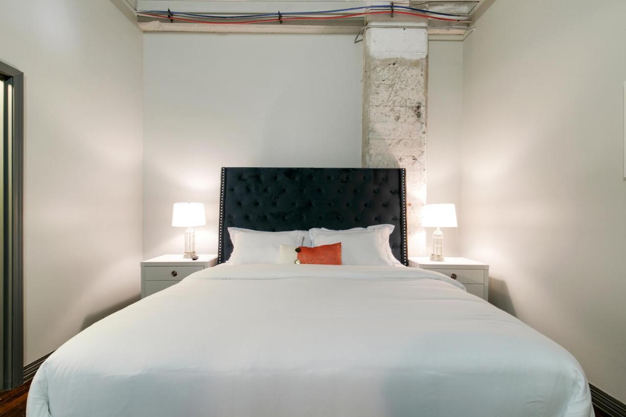 Luxury Downtown By Amyfinehouse