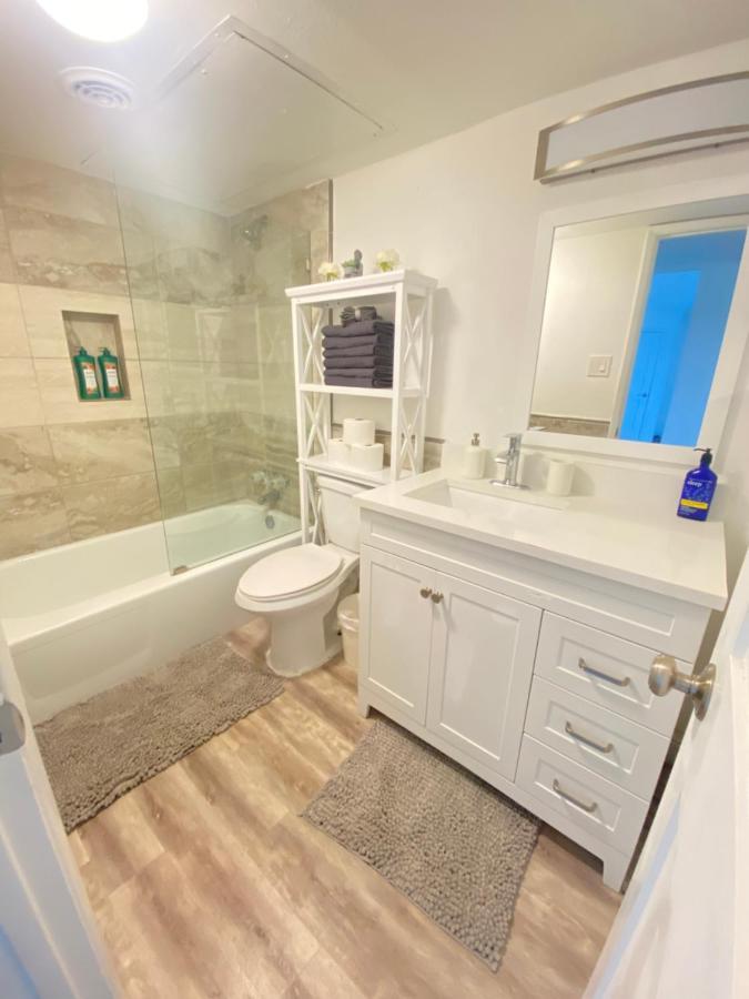 Apartment Lovely Updated 2 Bedroom With Pool *