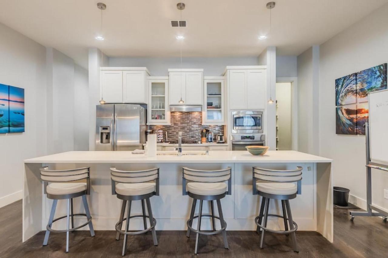 Holiday home Stunning Townhome Near Uptown *
