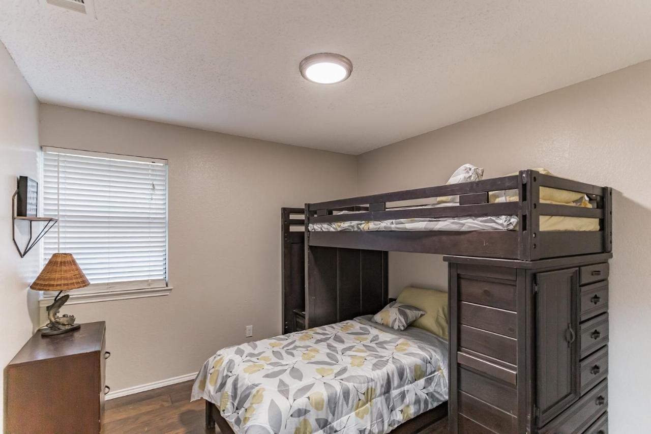Cozy And Comfortable - Your Away From Home! Holiday home *