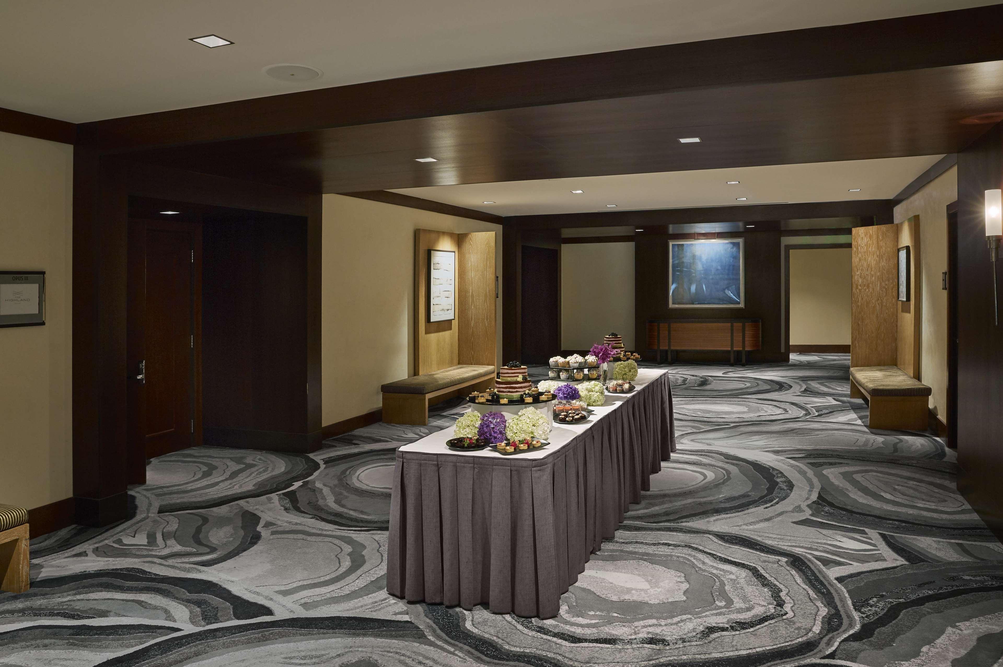 The Highland Dallas, Curio Collection By Hilton Dallas