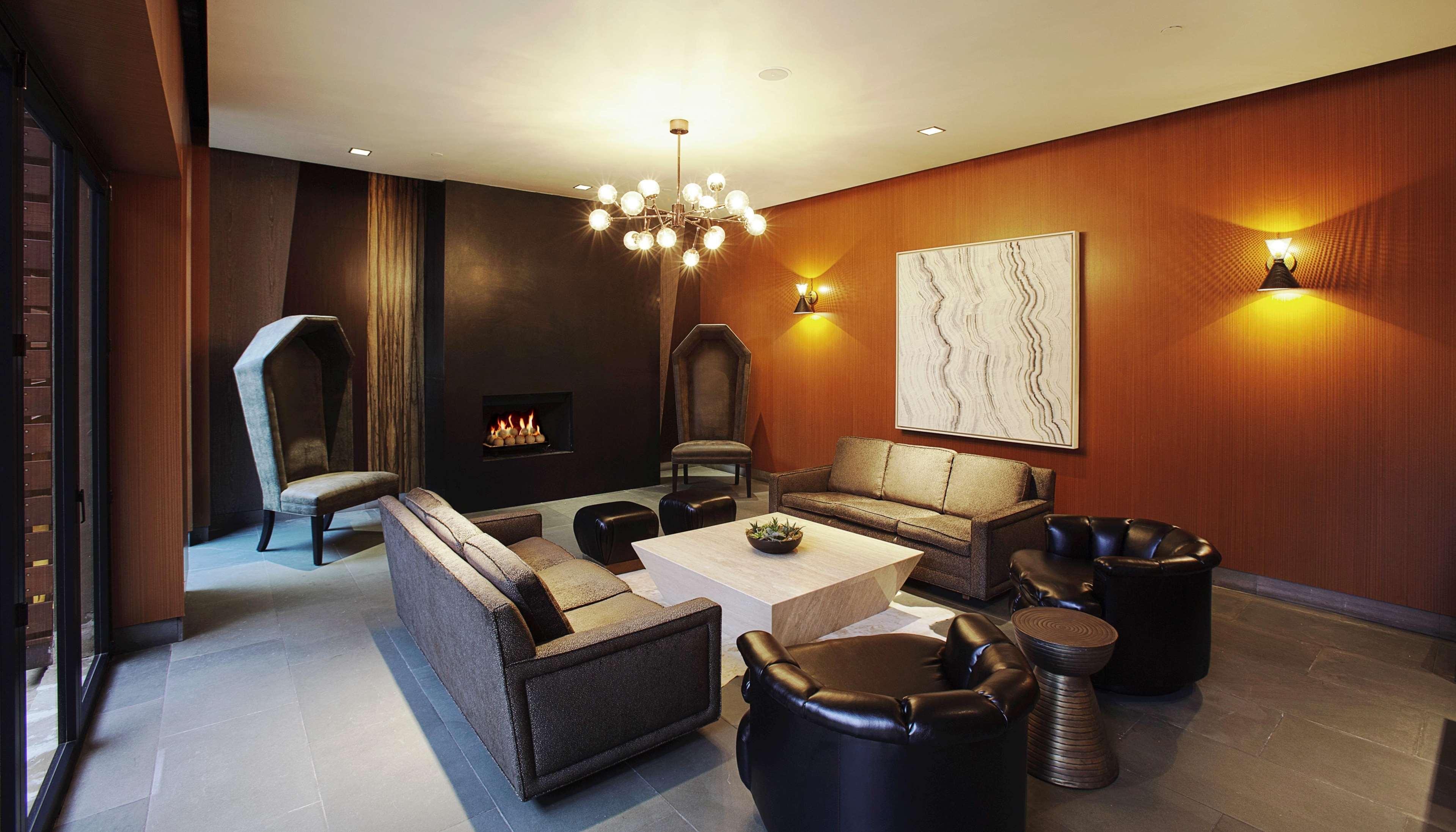 The Highland Dallas, Curio Collection By Hilton Hotel