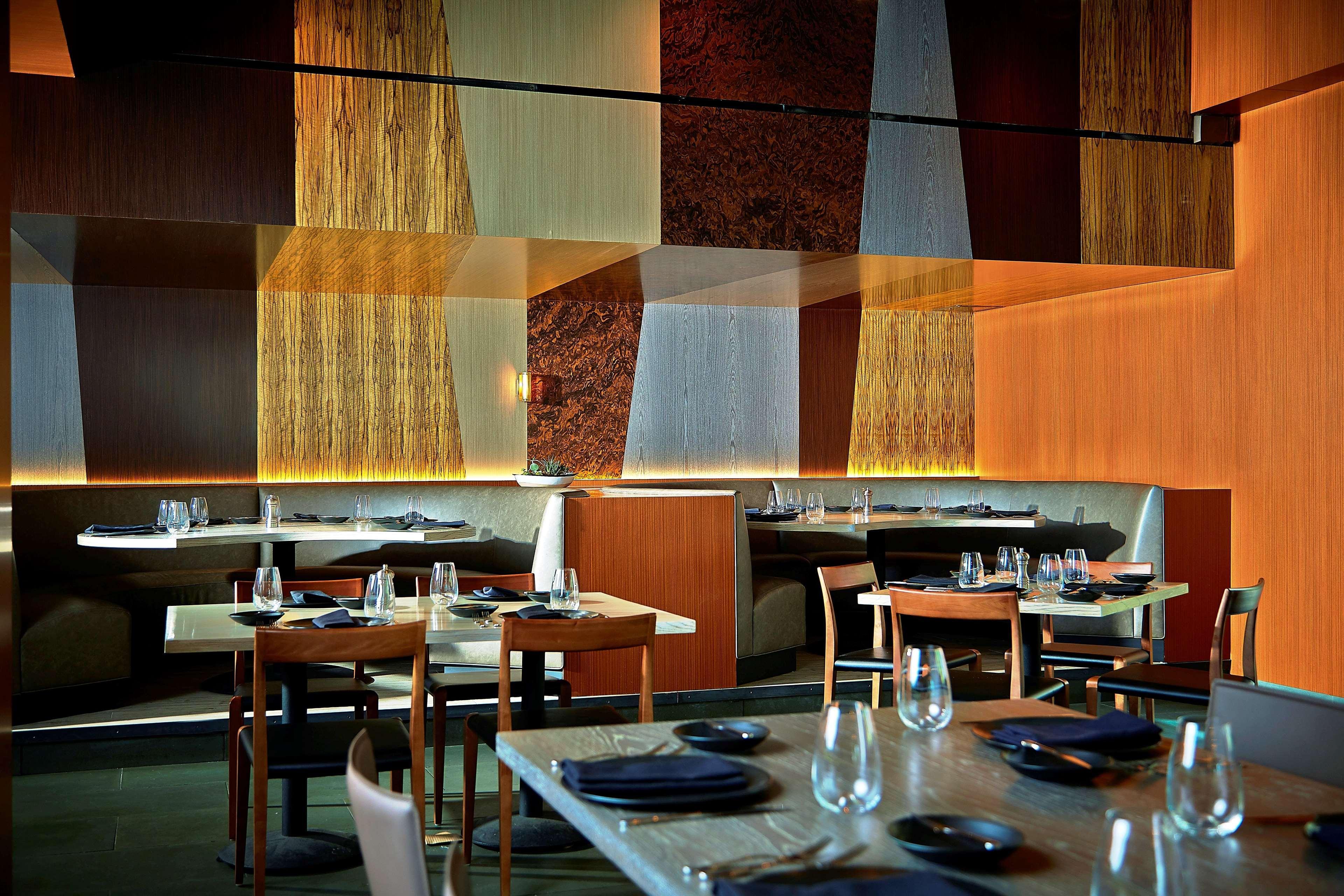 The Highland Dallas, Curio Collection By Hilton