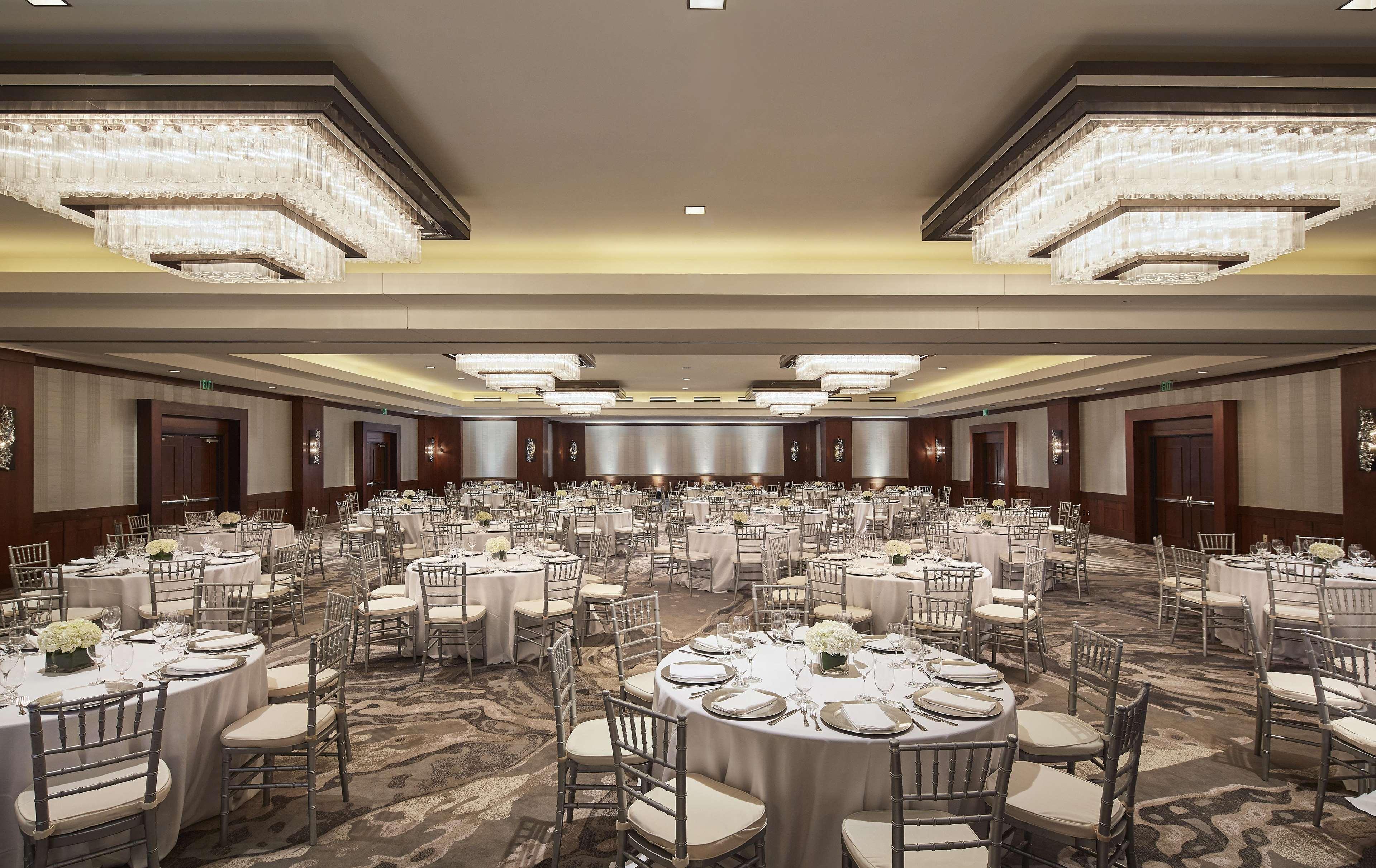 The Highland Dallas, Curio Collection By Hilton Dallas