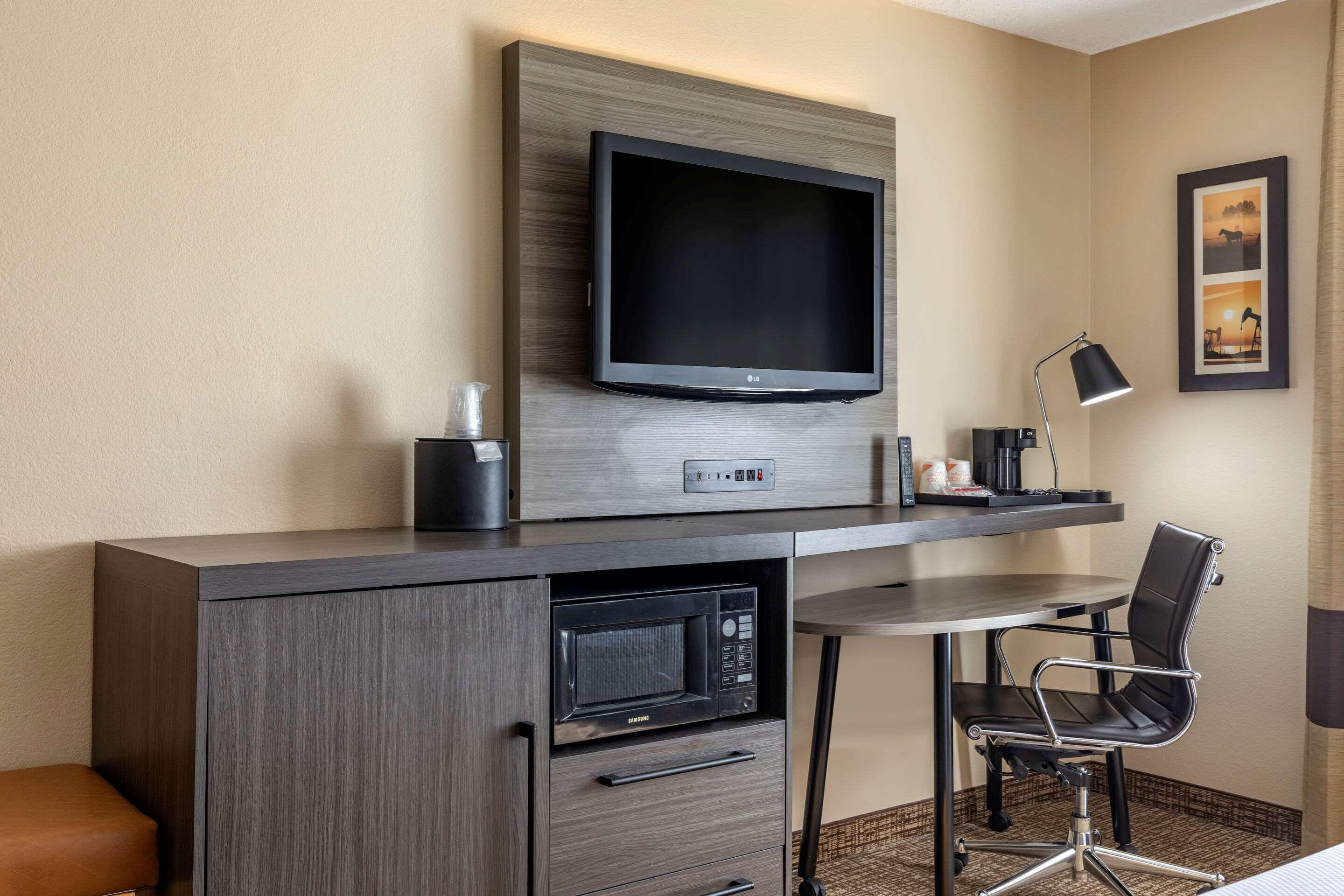 Comfort & North Dallas-addison 3*