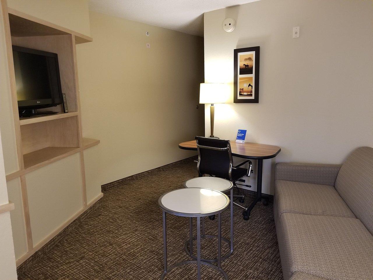 Comfort & North Dallas-addison 3*