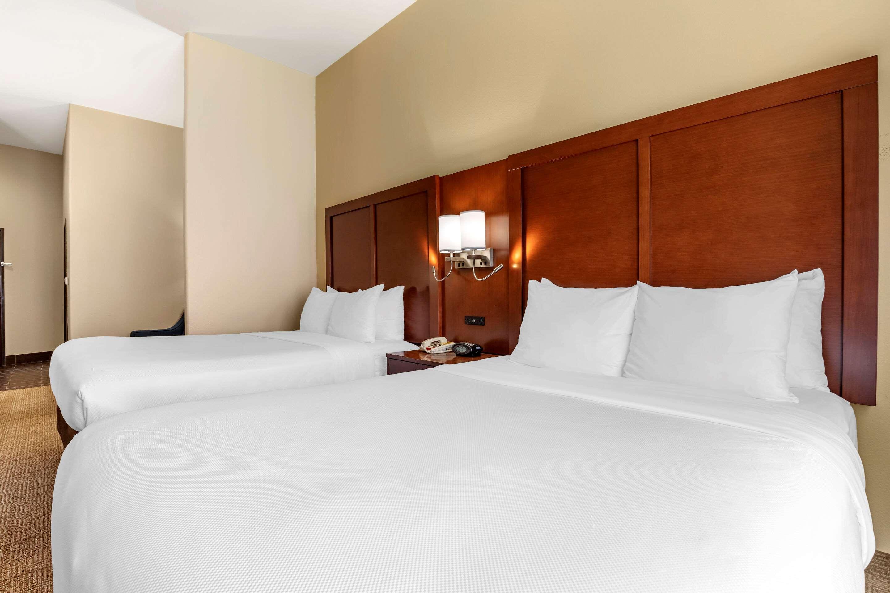 Comfort West - Cockrell Hill Dallas