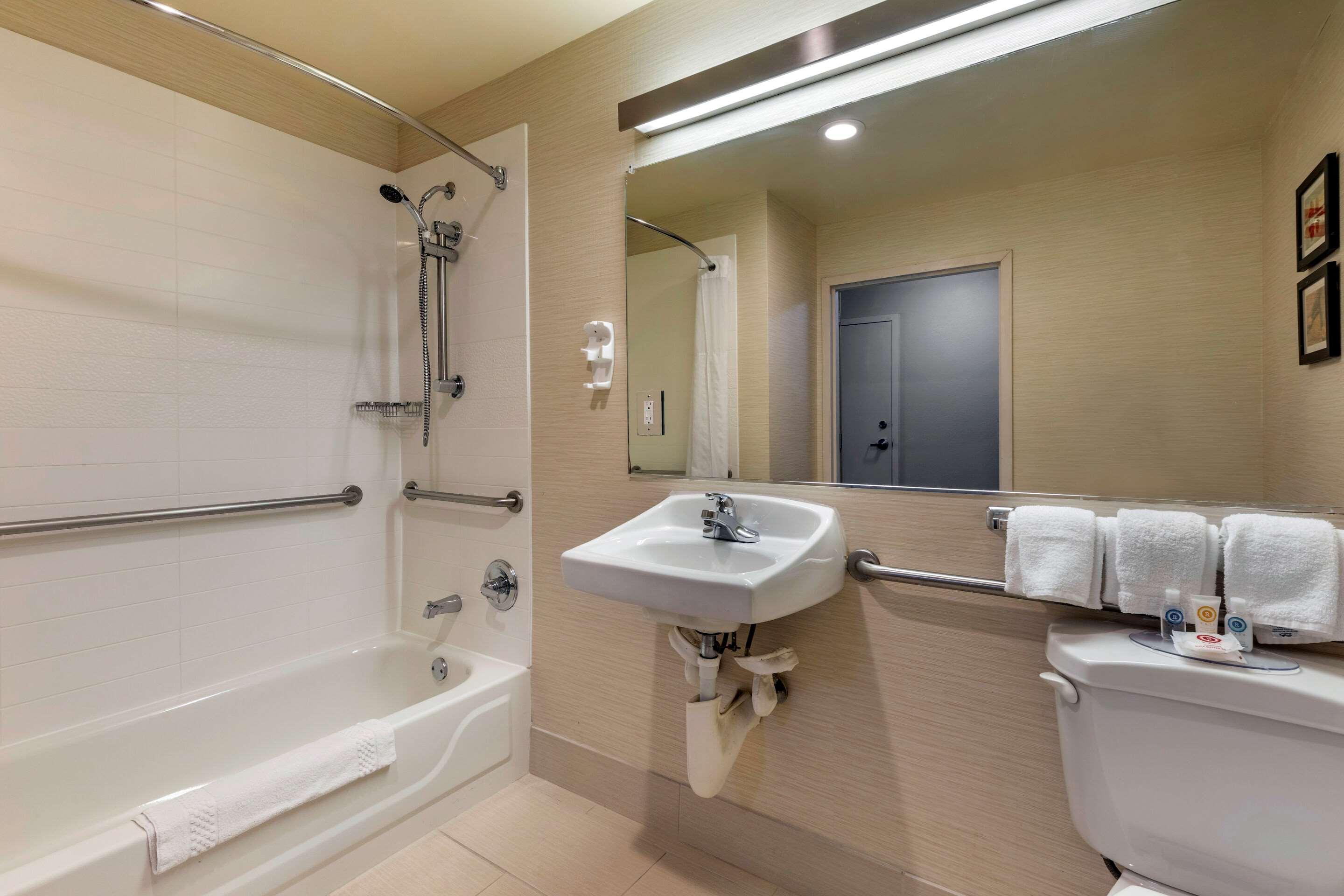 Hotel Comfort & North Dallas-addison Dallas