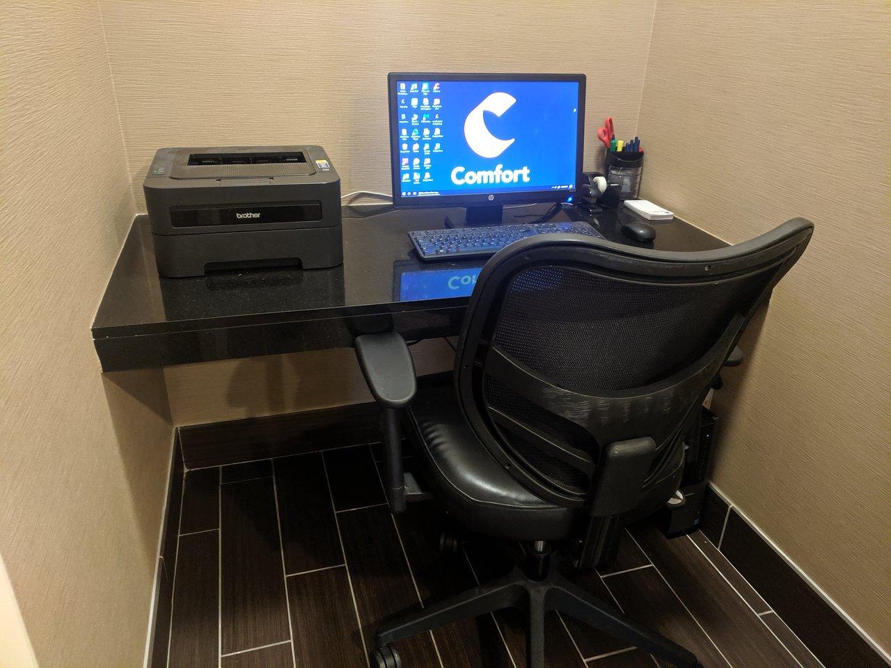 Comfort & North Dallas-addison Hotel 3*