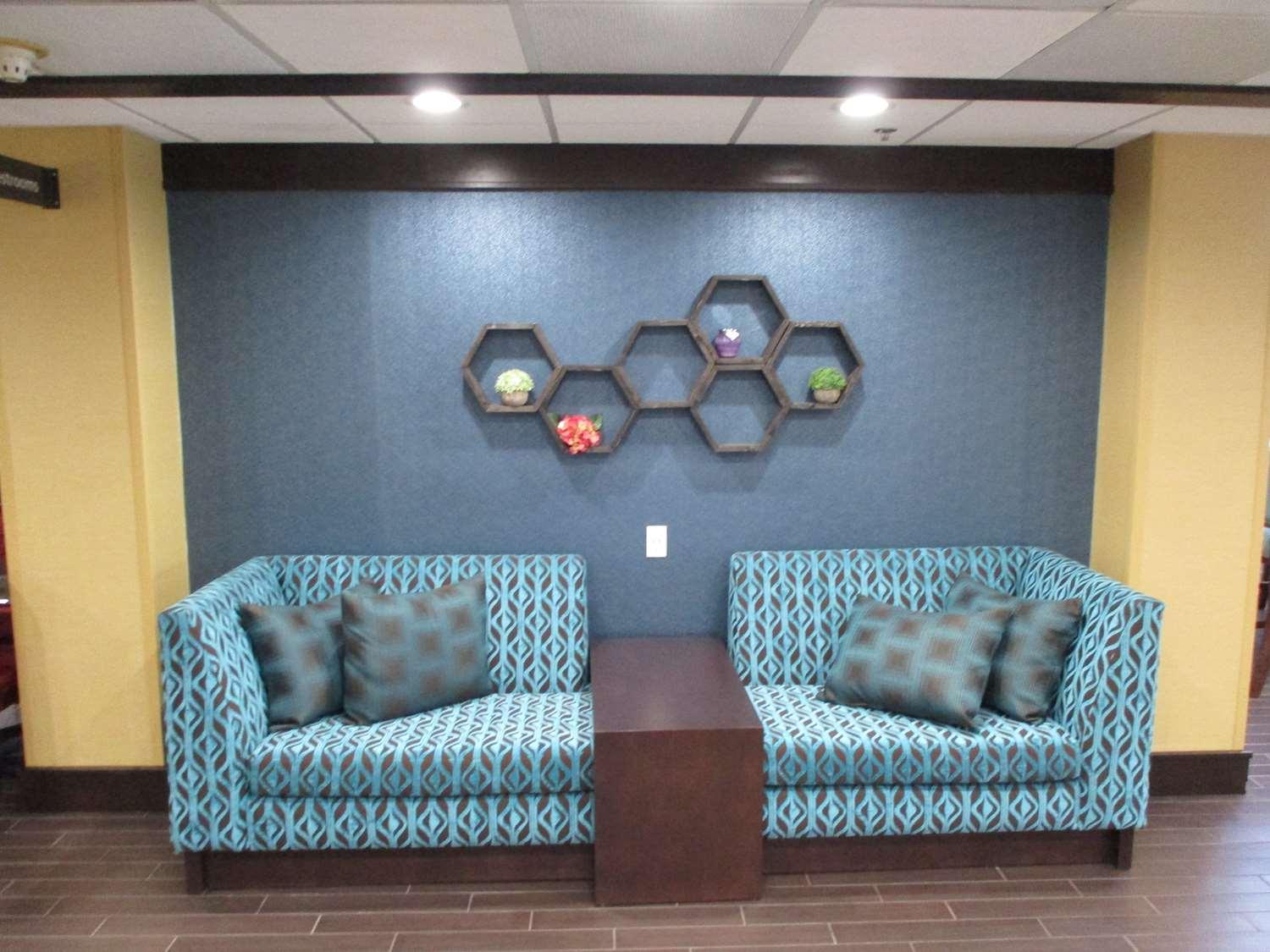 Comfort North Field Airport Dallas