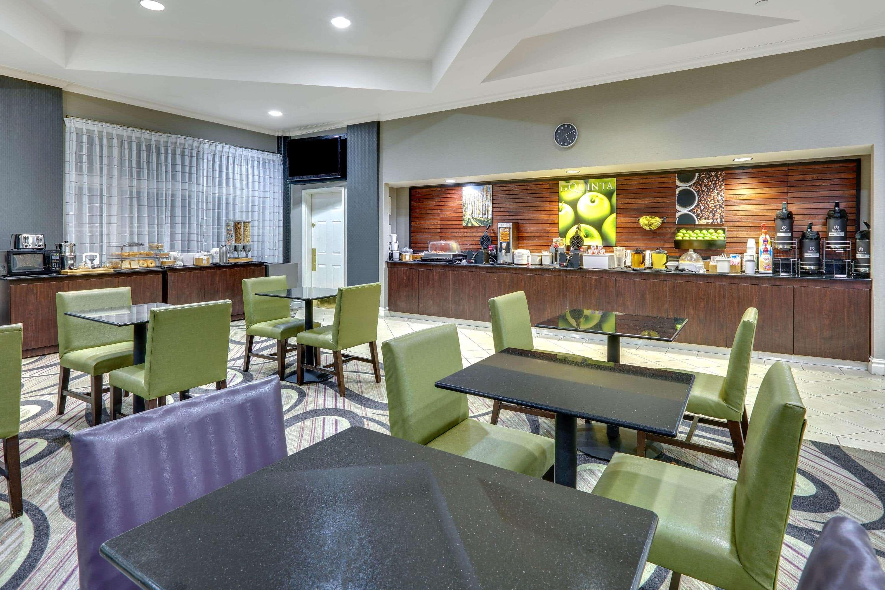 La Quinta By Wyndham North Hotel