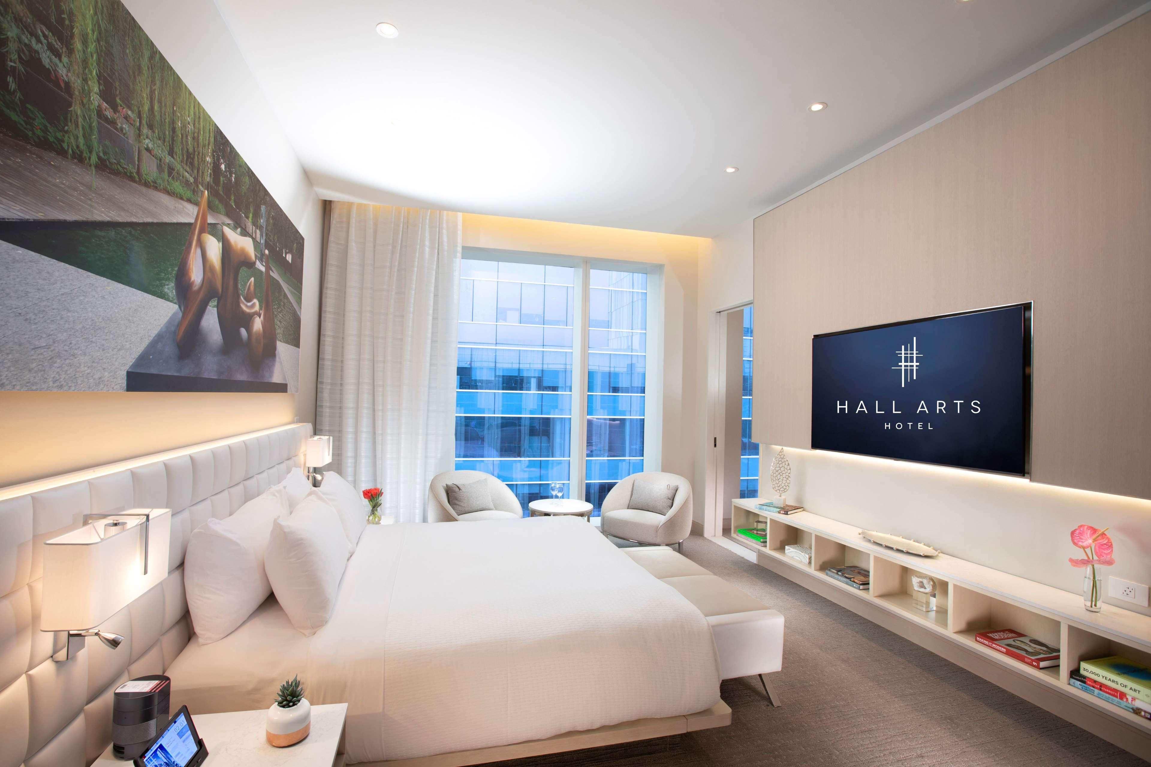 Hall Arts Dallas, Curio Collection By Hilton